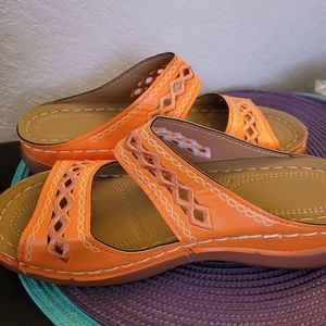 Womens sandals